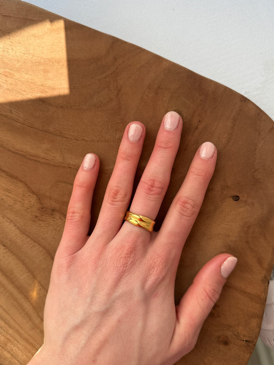 Bague dorée