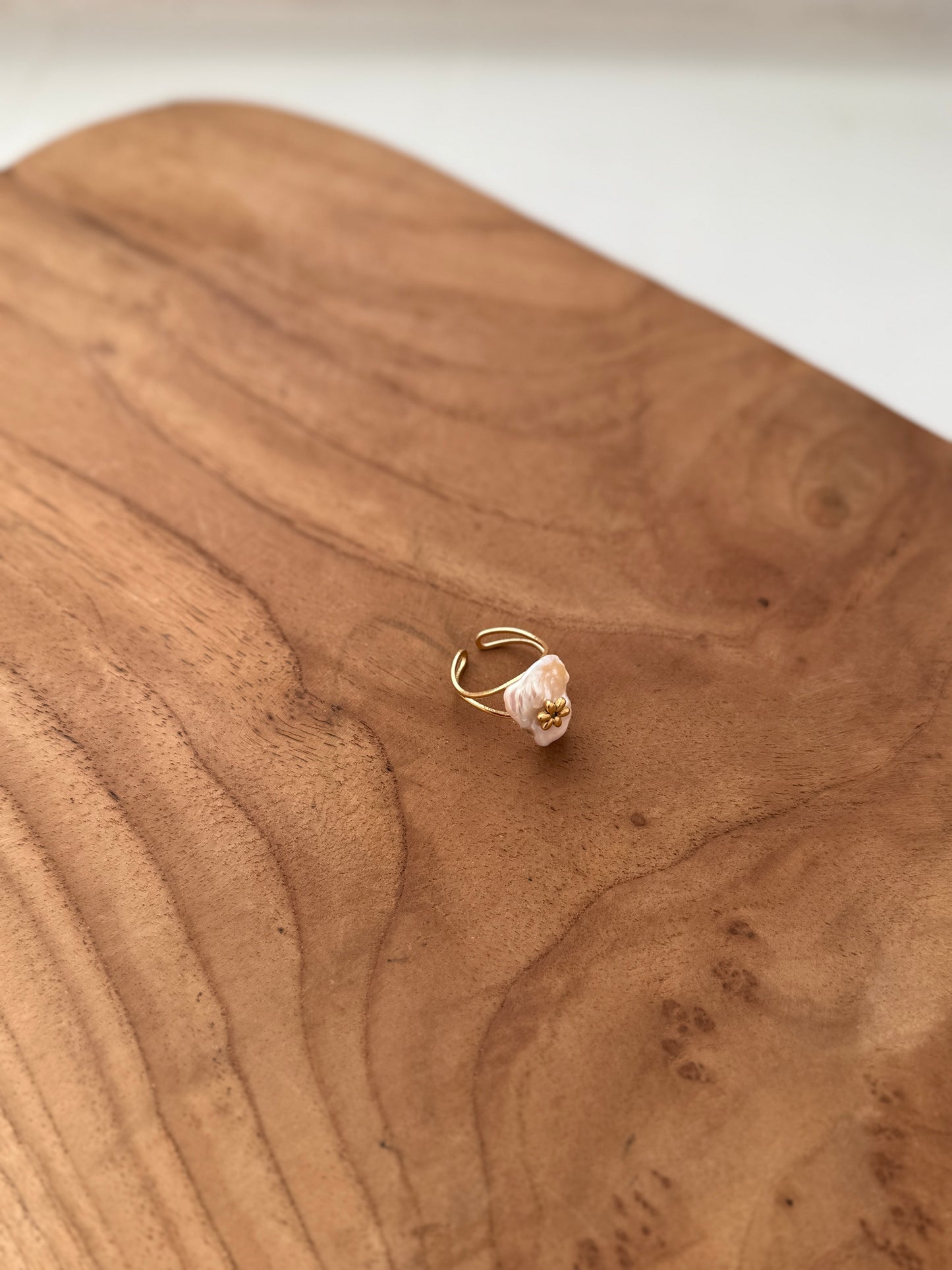 Bague nacré fleur